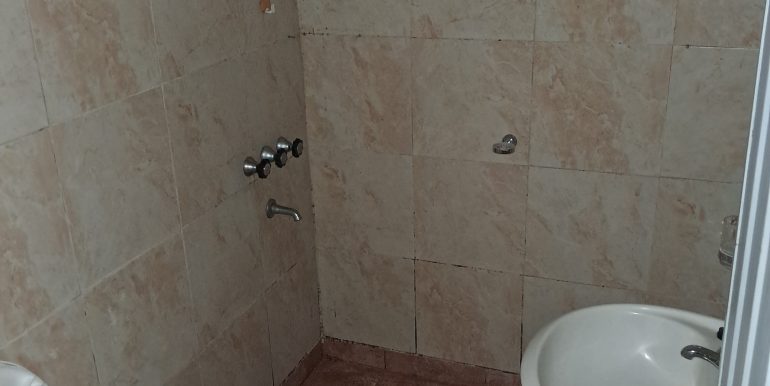 1000691174