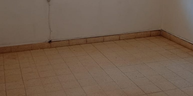 1000726128